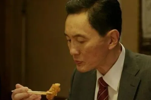 国产中午字幕剧照1